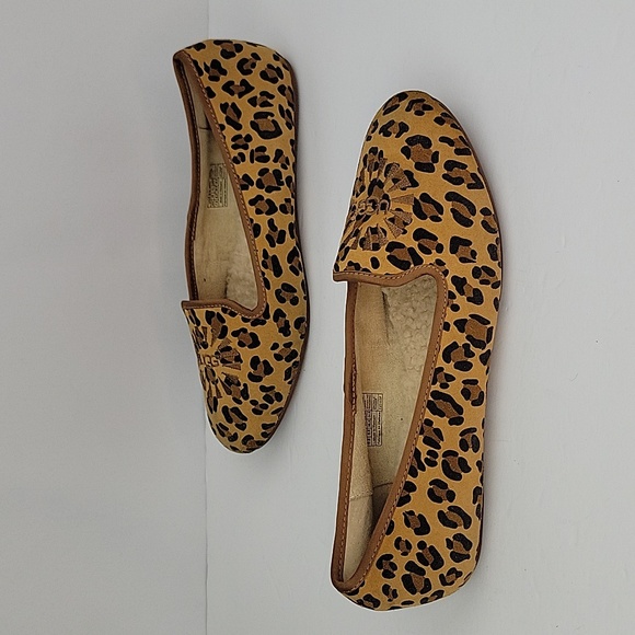 UGG Carey Suede Skimmer Style Flats Leopard Print Size 7.5 - Picture 4 of 12
